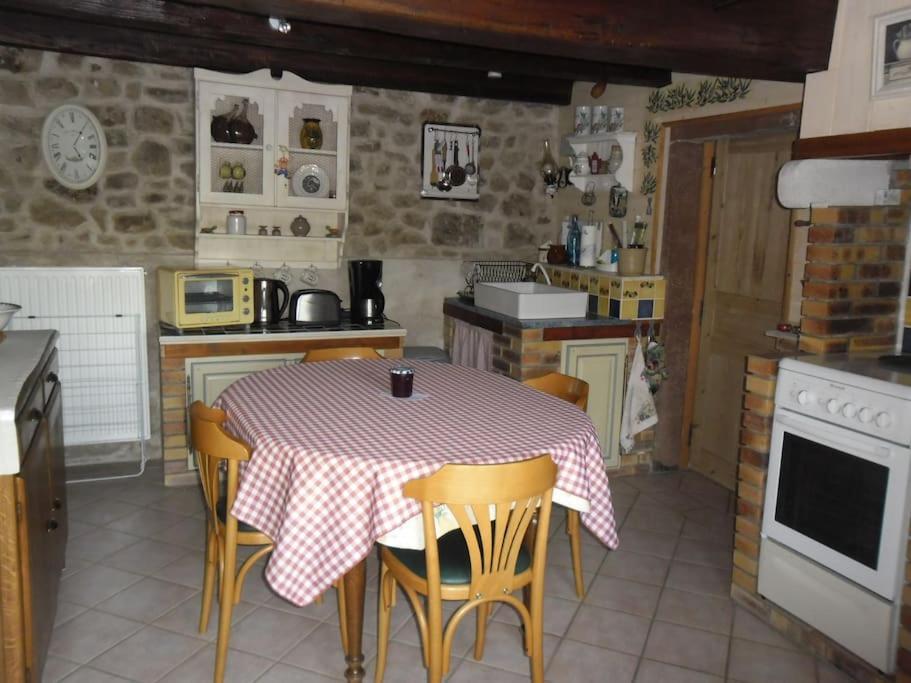 Gite La Fermette A Docelles 外观 照片